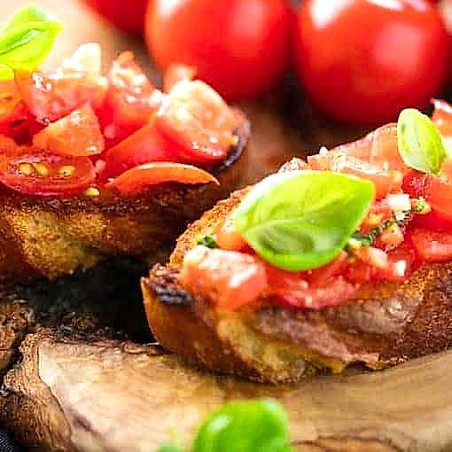 Balzamik Soslu Bruschetta Tarifi